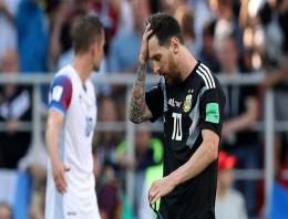 Maradona: Jangan Salahkan Messi yang Gagal Penalti